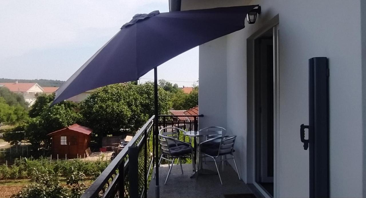 Apartman Greta Sukosan Luaran gambar