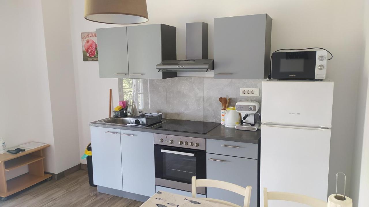 Apartman Greta Sukosan Luaran gambar